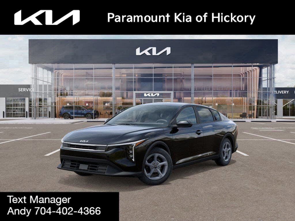 2025 Kia K4 LXS FWD