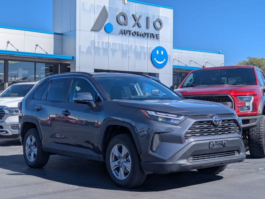 2025 Toyota RAV4 XLE AWD