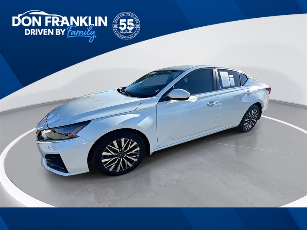 2023 Nissan Altima 2.5 SV FWD