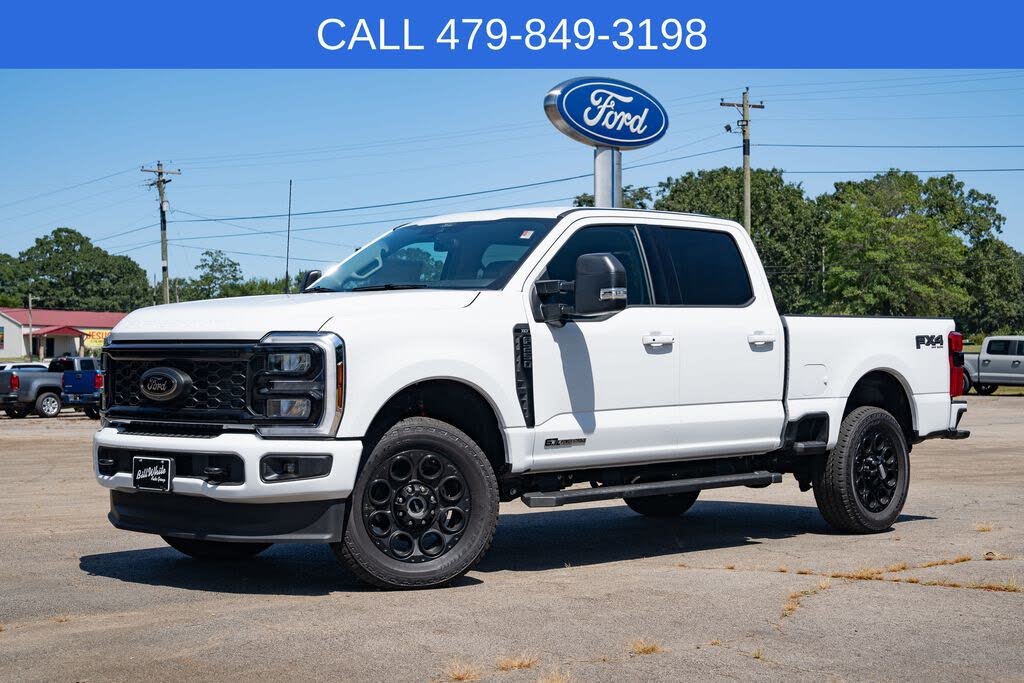 2025 Ford F-250 Super Duty XLT Crew Cab 4WD