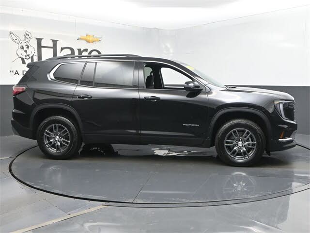 2025 GMC Acadia Elevation FWD