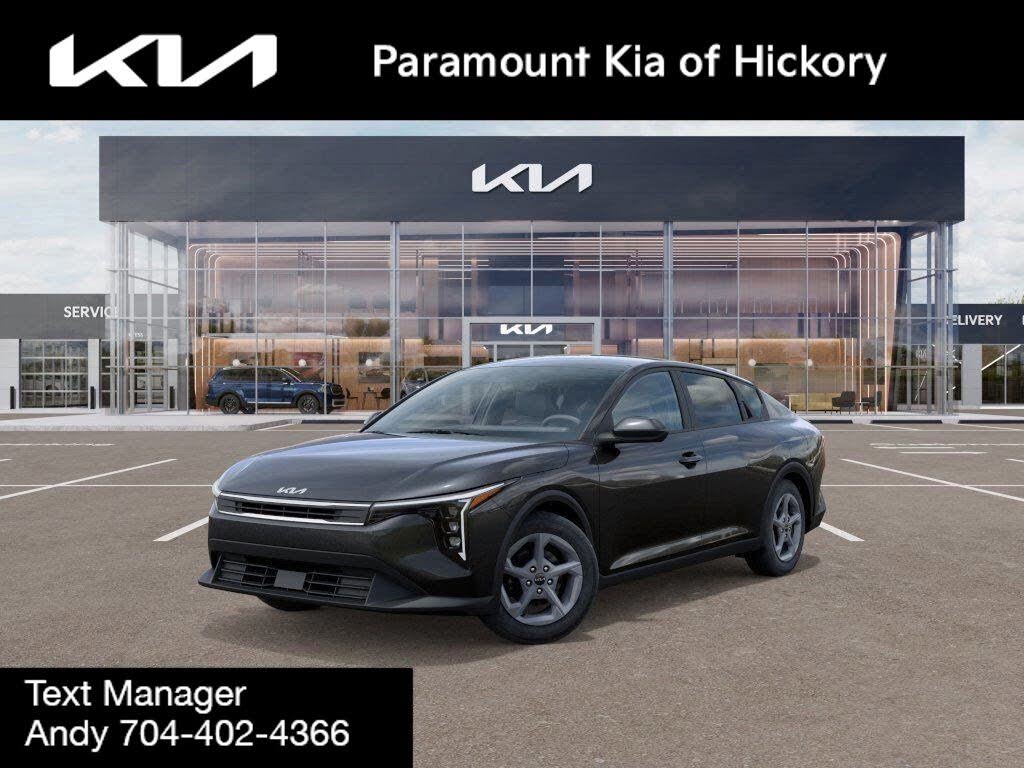 2025 Kia K4 LXS FWD