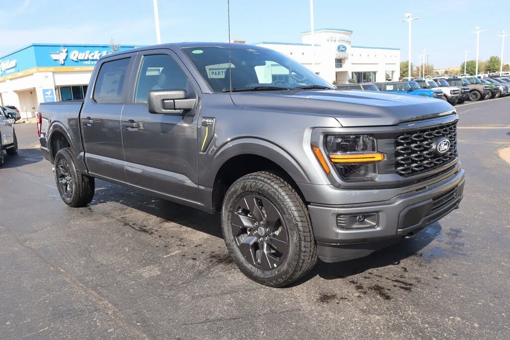 2025 Ford F-150 STX 4dr SuperCrew 4WD
