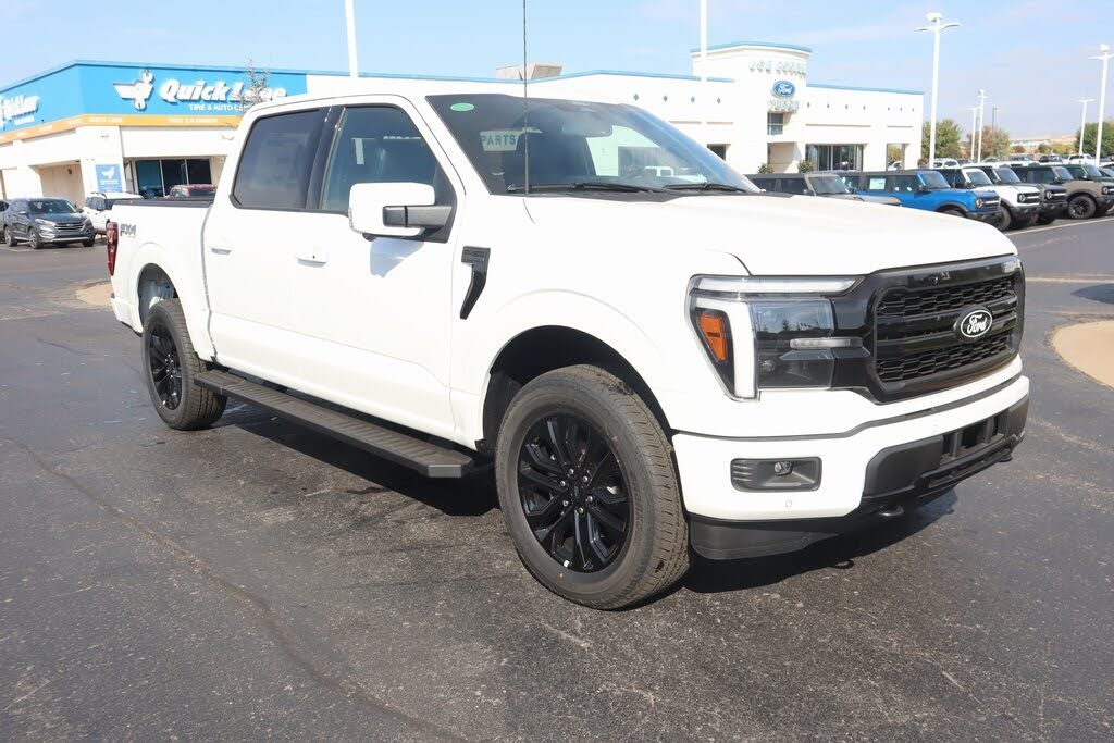 2025 Ford F-150 Lariat SuperCrew 4WD
