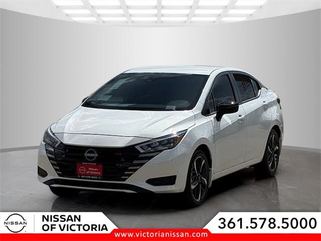 2025 Nissan Versa SR FWD
