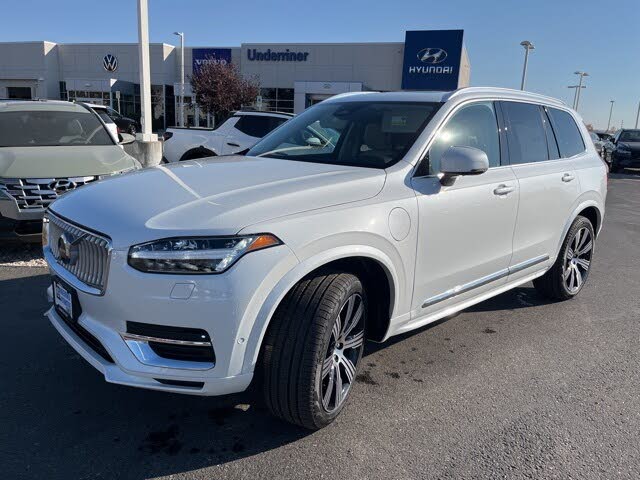2025 Volvo XC90 Recharge T8 Plus Bright Theme 7-Passenger eAWD