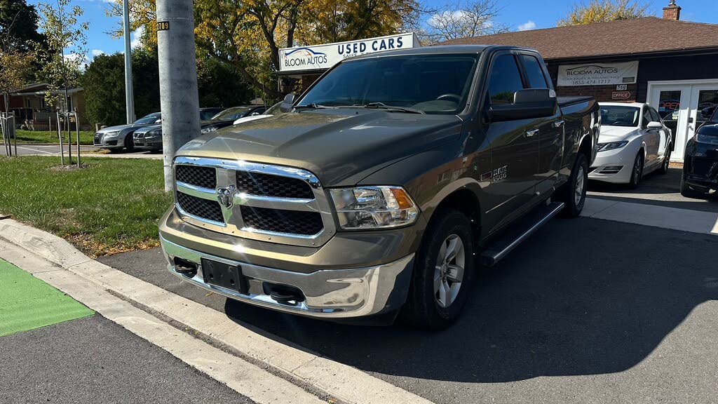 2015 RAM 1500 SLT Quad Cab 4WD