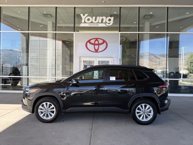 2026 Toyota Corolla Cross LE AWD