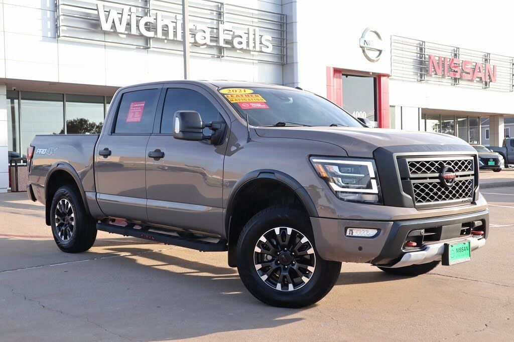 2021 Nissan Titan PRO-4X Crew Cab 4WD