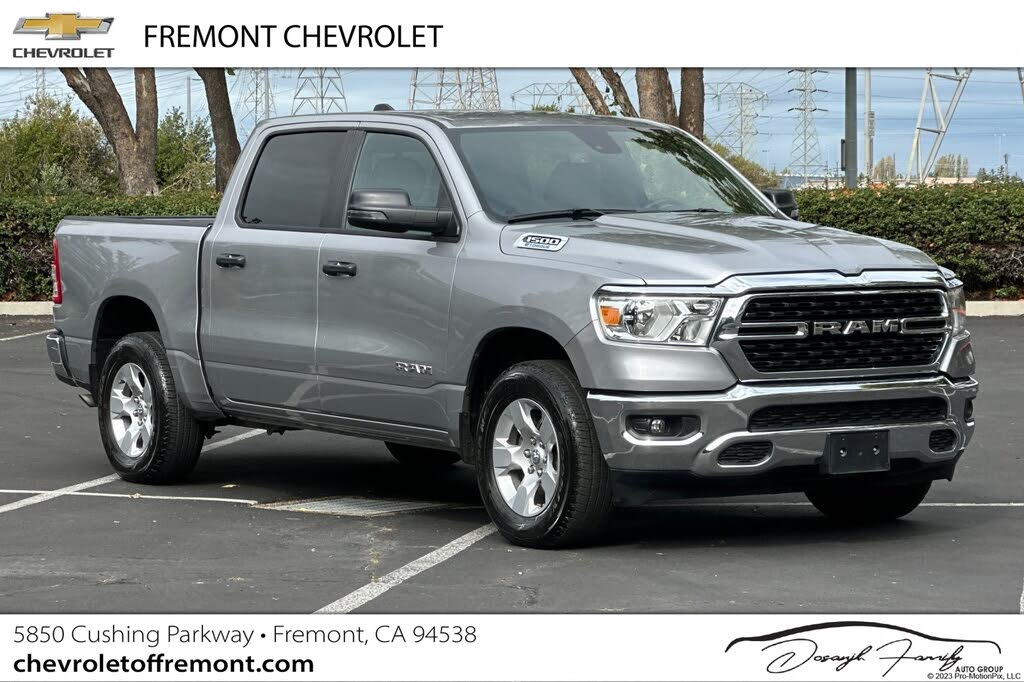 2024 RAM 1500 Big Horn Crew Cab 4WD