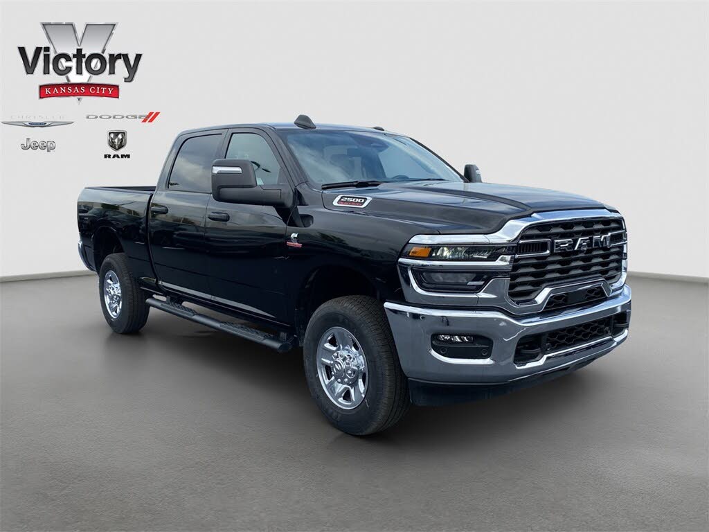 2026 RAM 2500 Tradesman Crew Cab 4WD