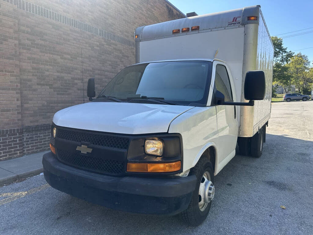 2012 Chevrolet Express Chassis 3500 139 Cutaway with 1WT RWD