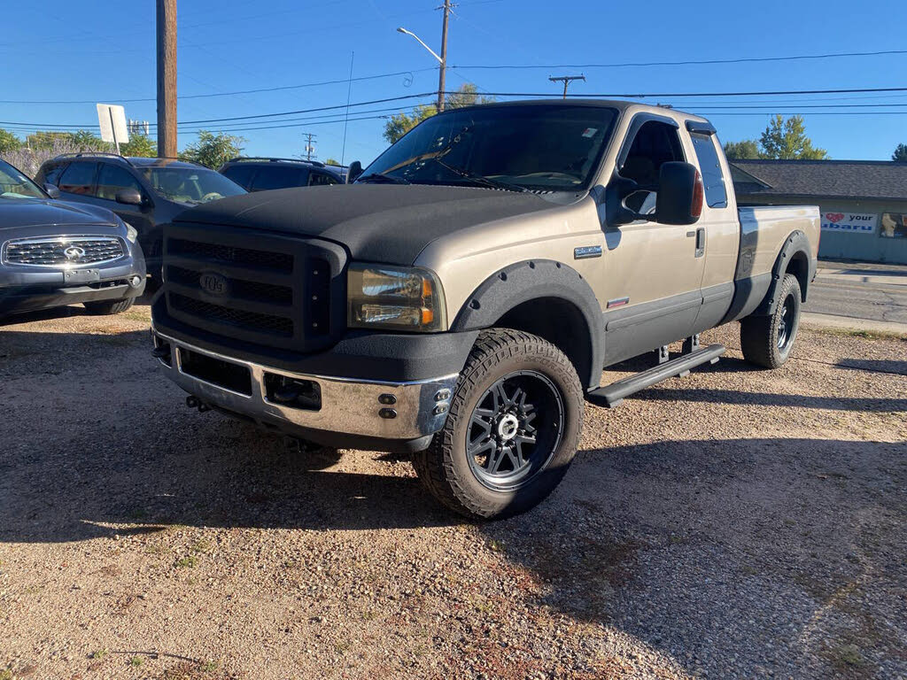 2005 Ford F-350 Super Duty XLT Extended Cab LB 4WD