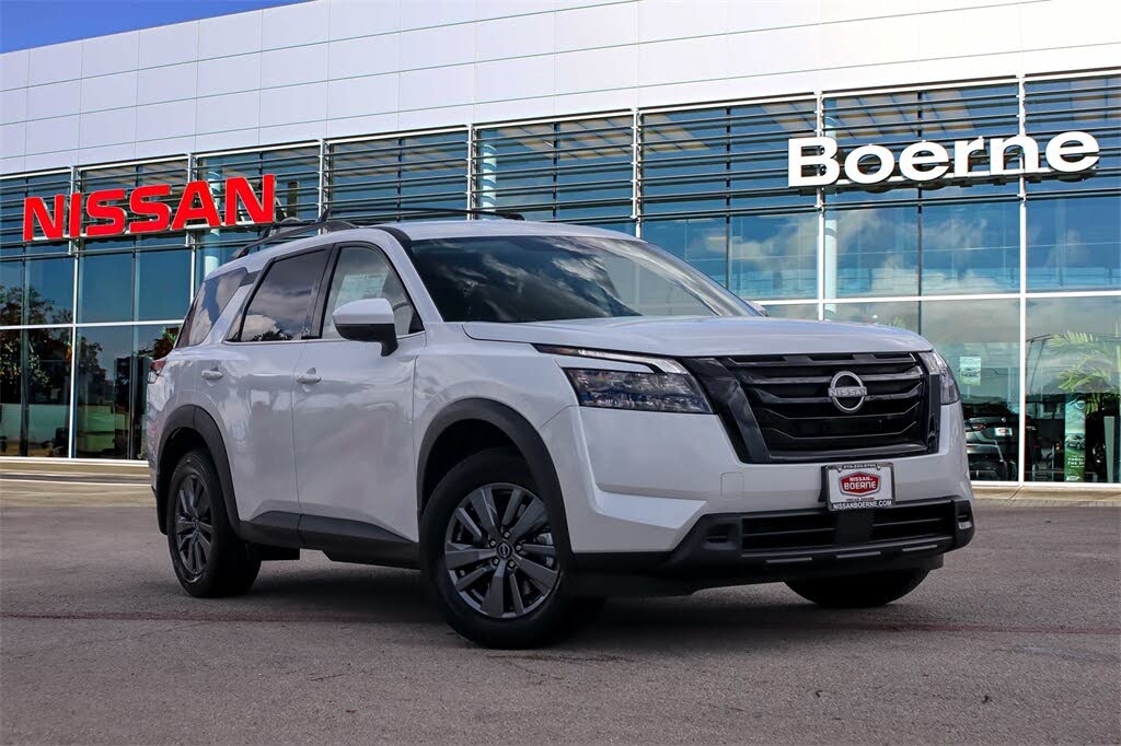 2025 Nissan Pathfinder SV FWD