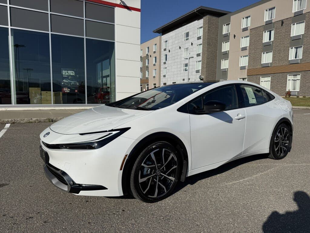 2026 Toyota Prius Plug-In Hybrid XSE FWD