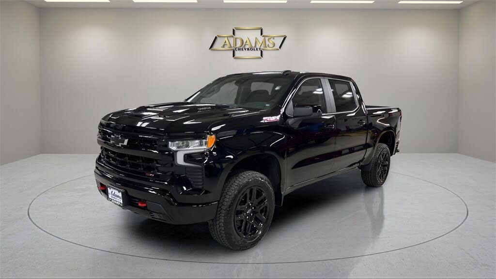 2026 Chevrolet Silverado 1500 LT Trail Boss Crew Cab 4WD