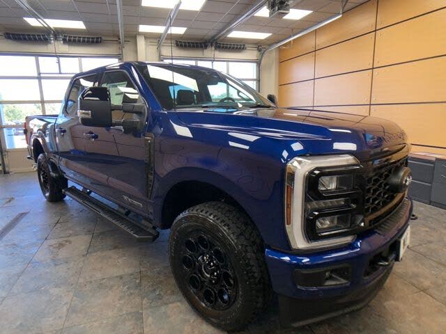 2026 Ford F-250 Super Duty Lariat Crew Cab 4WD