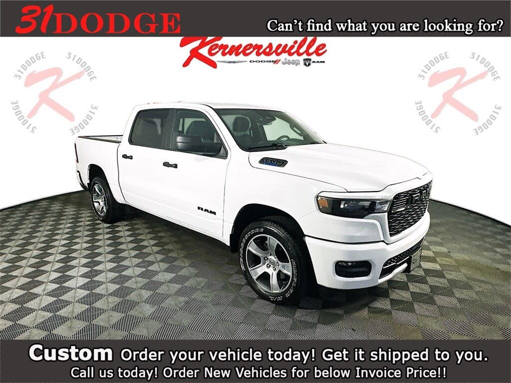2025 RAM 1500 Express Crew Cab RWD