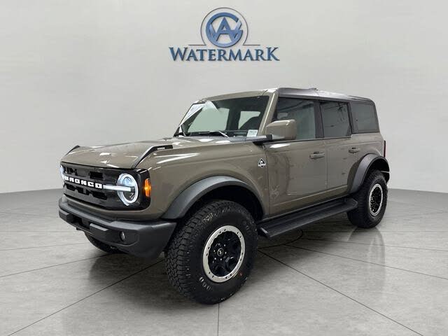 2025 Ford Bronco Outer Banks 4-Door 4WD
