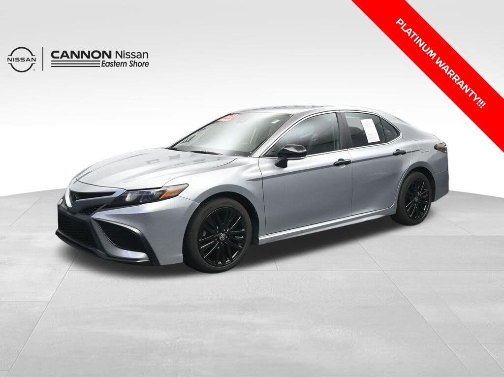 2023 Toyota Camry SE Nightshade FWD