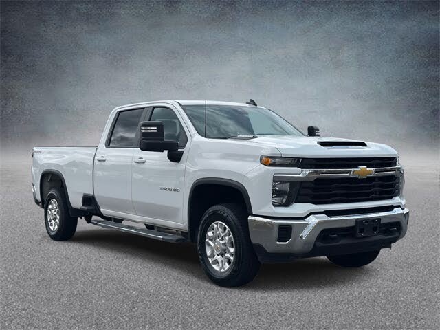 2024 Chevrolet Silverado 3500HD LT Crew Cab 4WD
