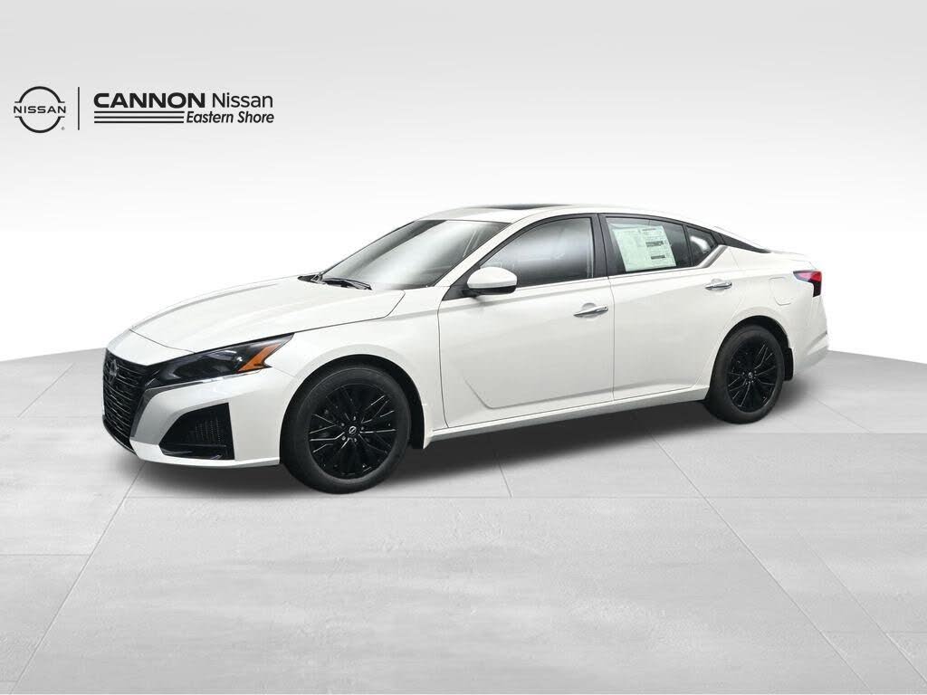 2025 Nissan Altima 2.5 SV FWD