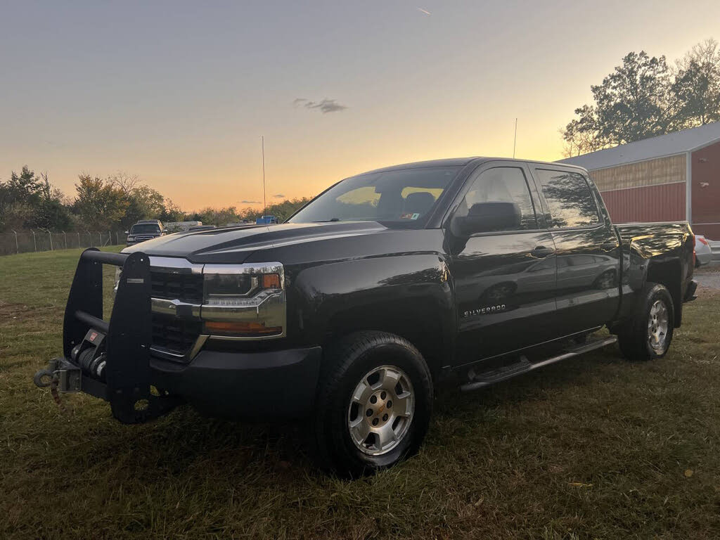 2018 Chevrolet Silverado 1500 LS Crew Cab 4WD