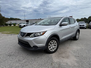 Nissan Rogue Sport S FWD