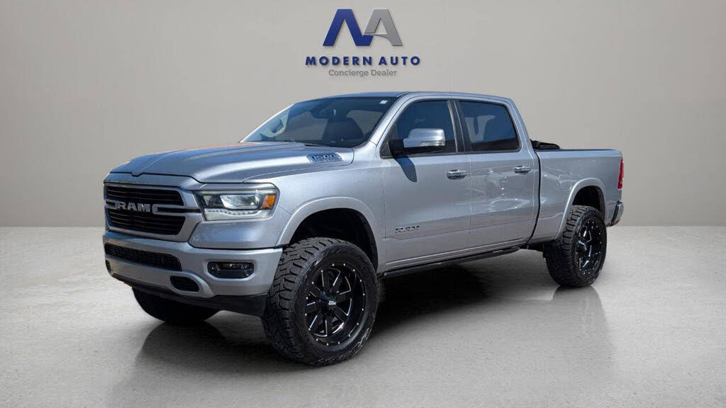 2019 RAM 1500 Laramie Crew Cab 4WD