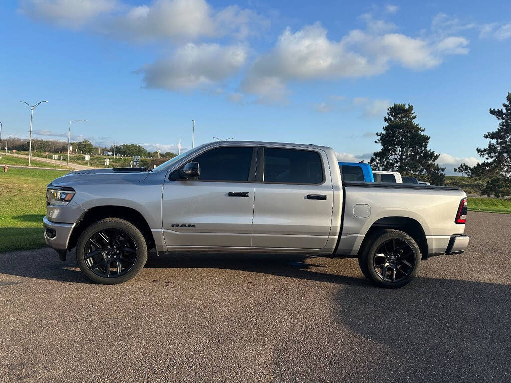 2024 RAM 1500 Laramie Crew Cab 4WD