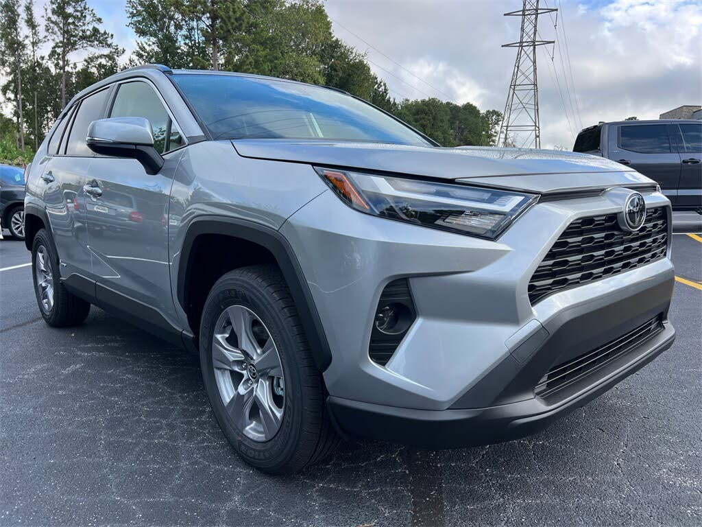 2025 Toyota RAV4 Hybrid XLE AWD