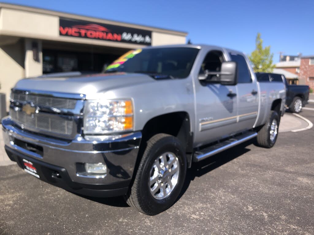2011 Chevrolet Silverado 3500HD LT Crew Cab 4WD