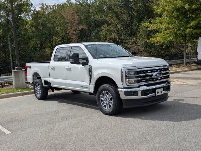 2026 Ford F-250 Super Duty Lariat Crew Cab 4WD