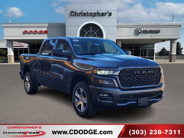 2026 RAM 1500 Express Crew Cab 4WD