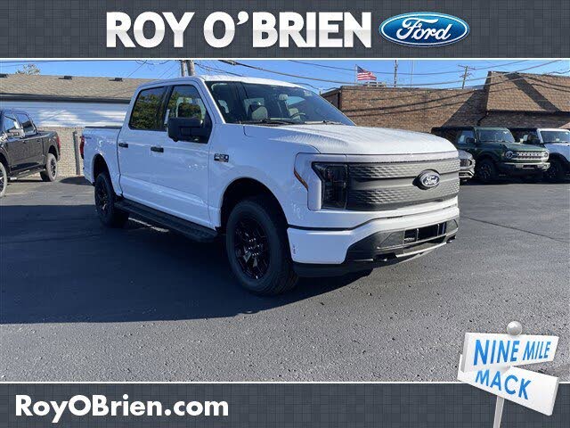 2025 Ford F-150 Lightning XLT SuperCrew AWD