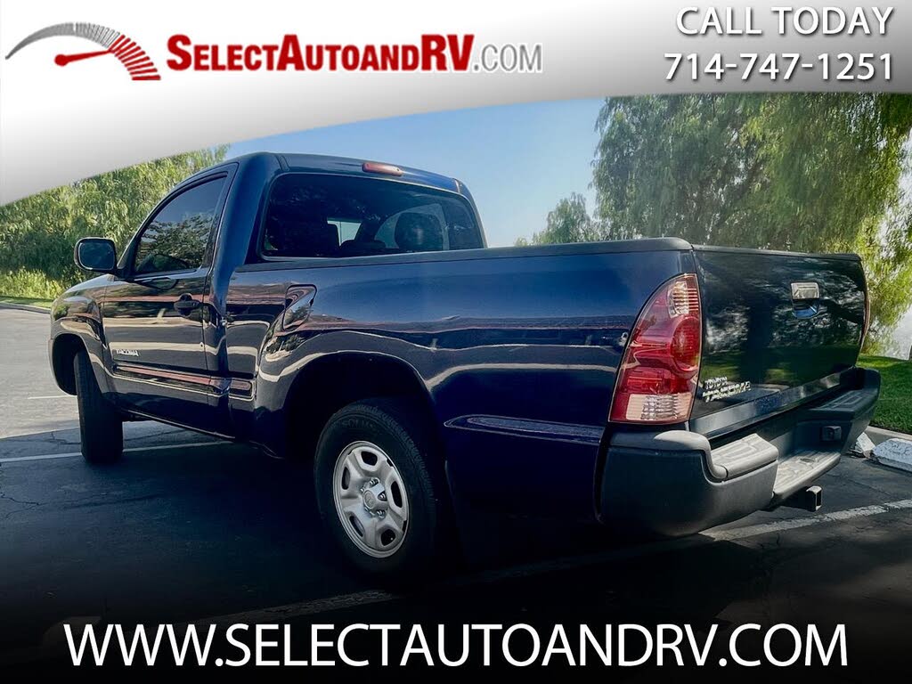 2006 Toyota Tacoma 2dr Regular Cab SB with manual