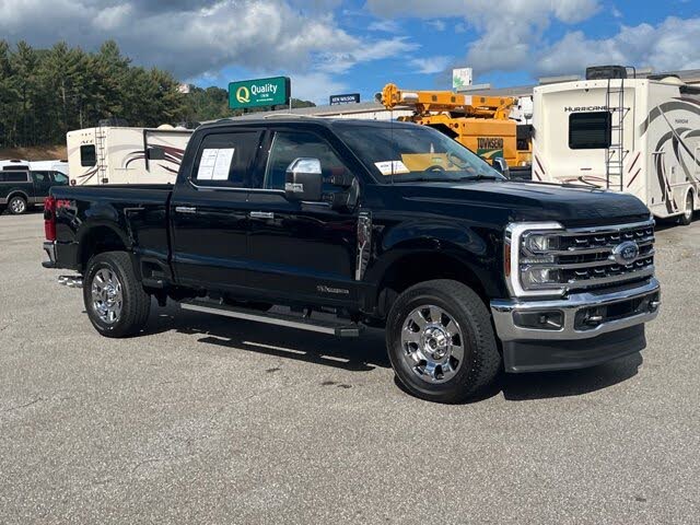 2024 Ford F-250 Super Duty Lariat Crew Cab 4WD