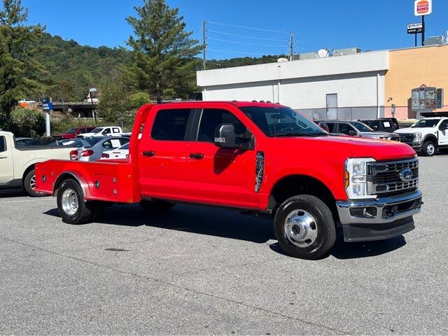 2024 Ford F-350 Super Duty Chassis XL Crew Cab DRW 4WD