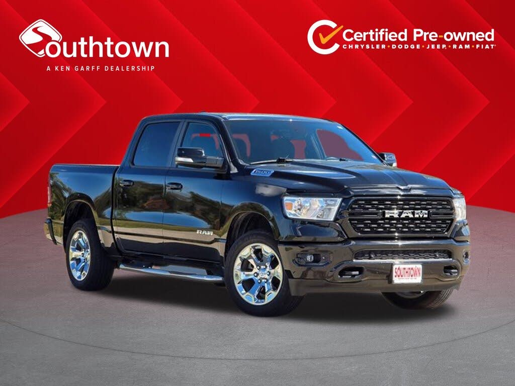 2022 RAM 1500 Big Horn Crew Cab 4WD