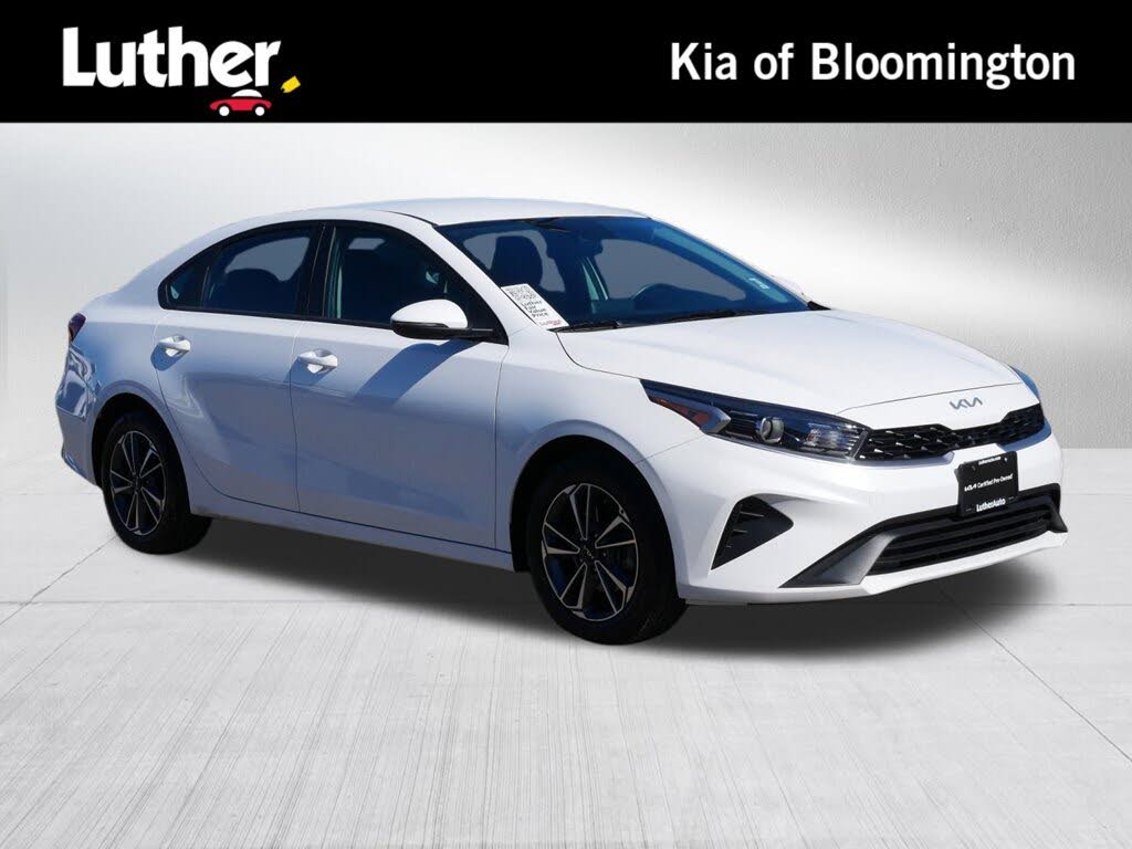 2024 Kia Forte LXS FWD