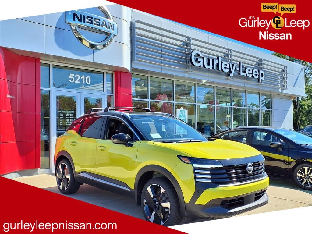 2026 Nissan Kicks SR AWD