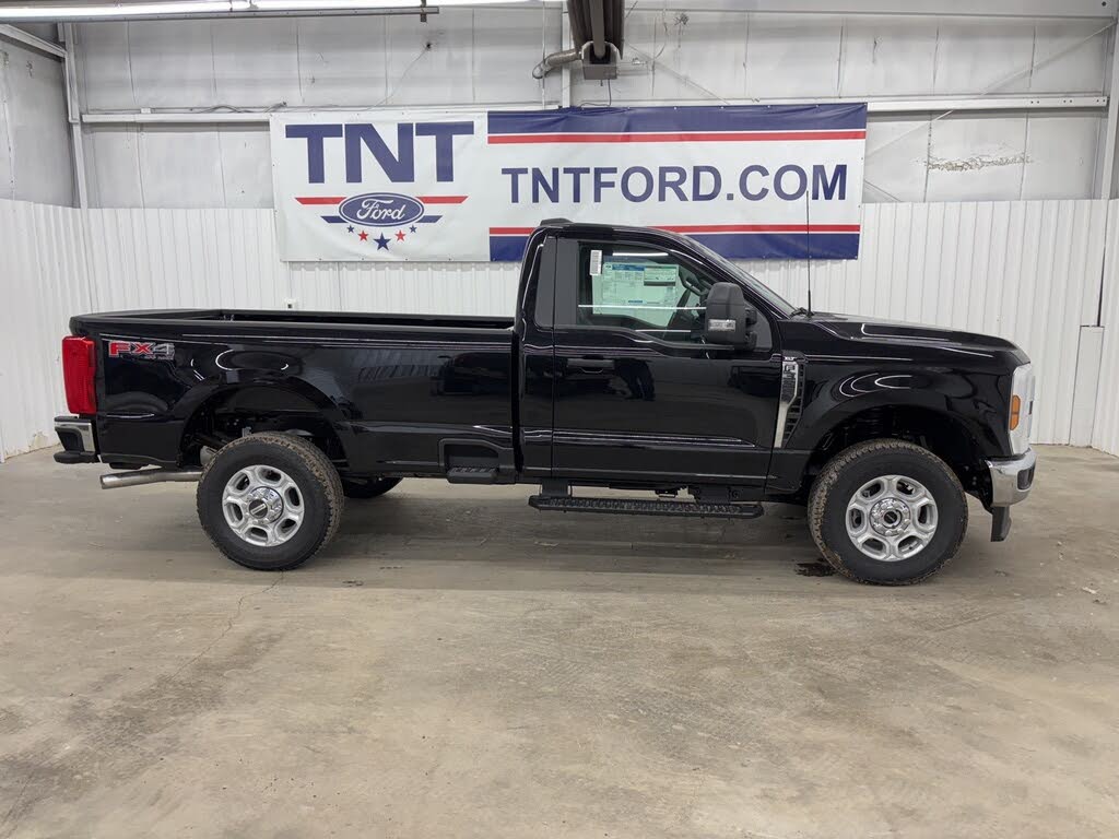 2025 Ford F-350 Super Duty XLT Regular Cab LB 4WD