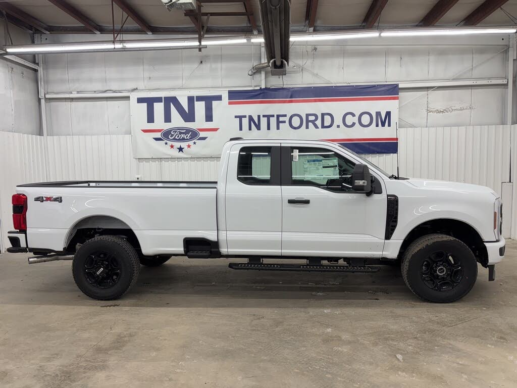 2025 Ford F-350 Super Duty XL SuperCab LB 4WD