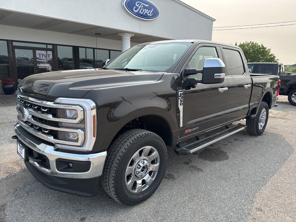 2025 Ford F-350 Super Duty Lariat Crew Cab 4WD
