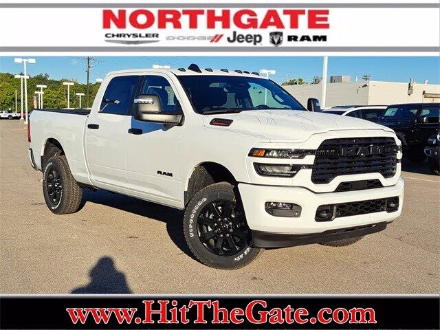 2026 RAM 3500 Big Horn Crew Cab 4WD