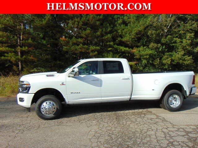 2026 RAM 3500 Laramie Crew Cab LB DRW 4WD