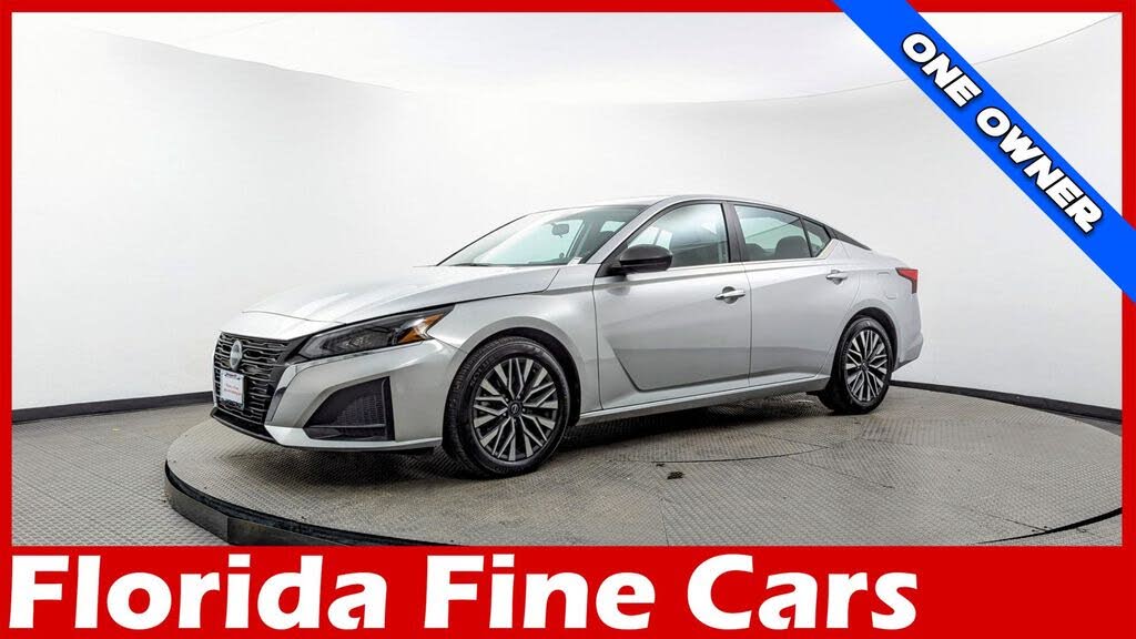 2024 Nissan Altima 2.5 SV FWD