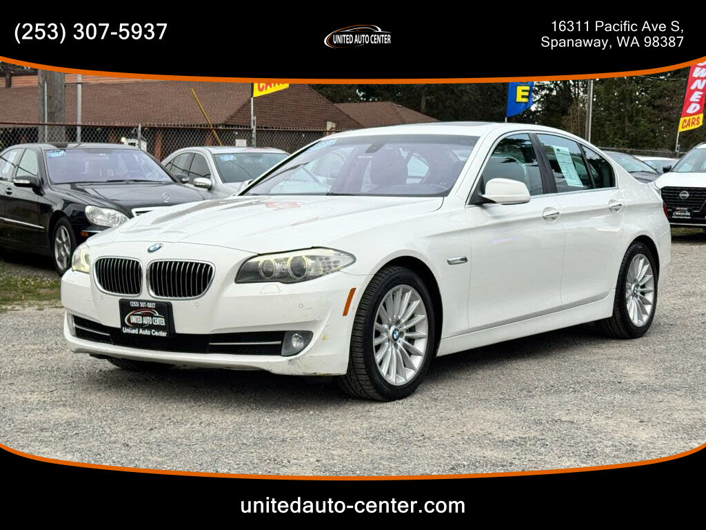 2012 BMW 5 Series 535i Sedan RWD