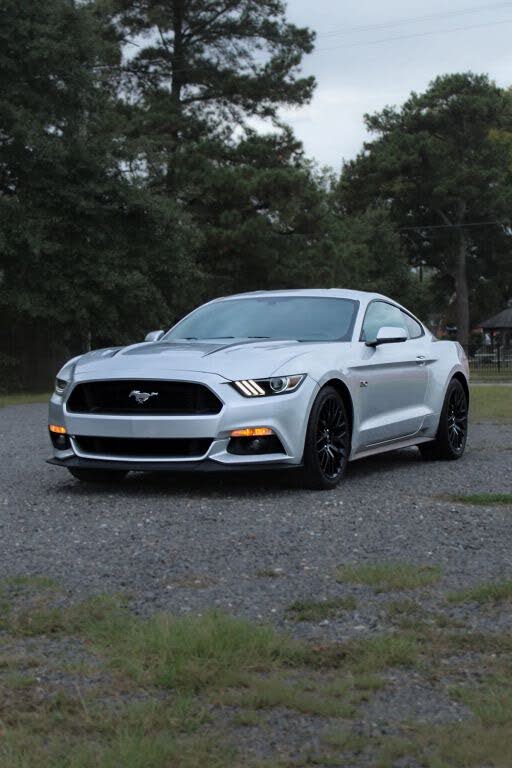 2015 Ford Mustang GT Premium Coupe RWD
