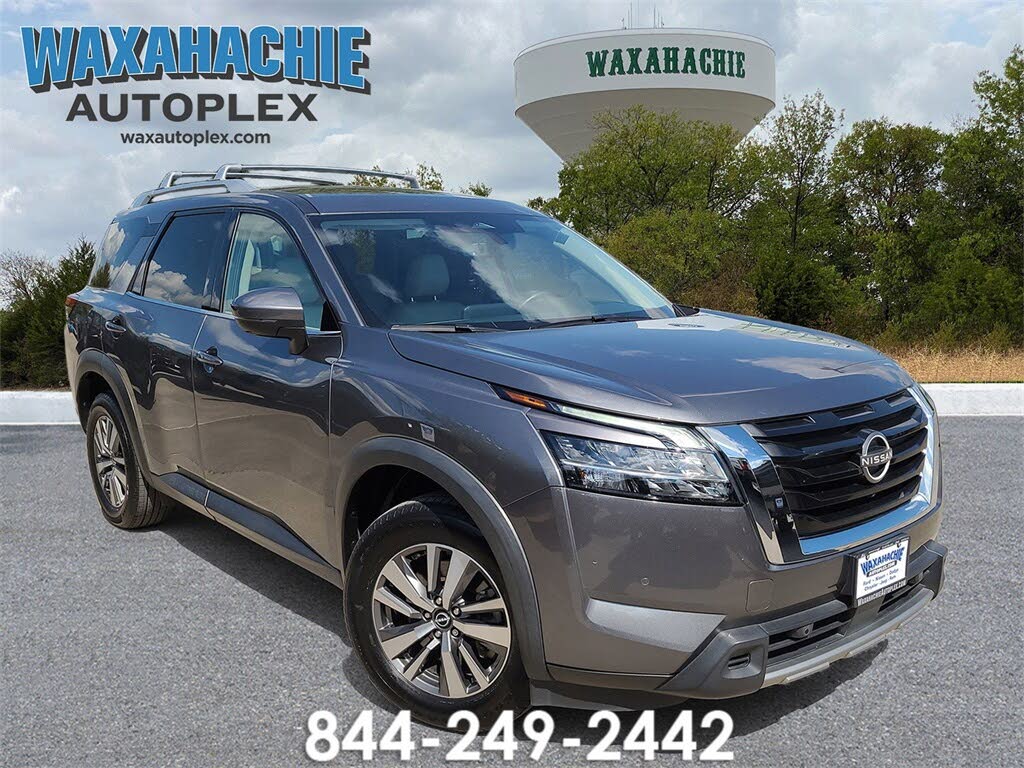 2023 Nissan Pathfinder SL FWD